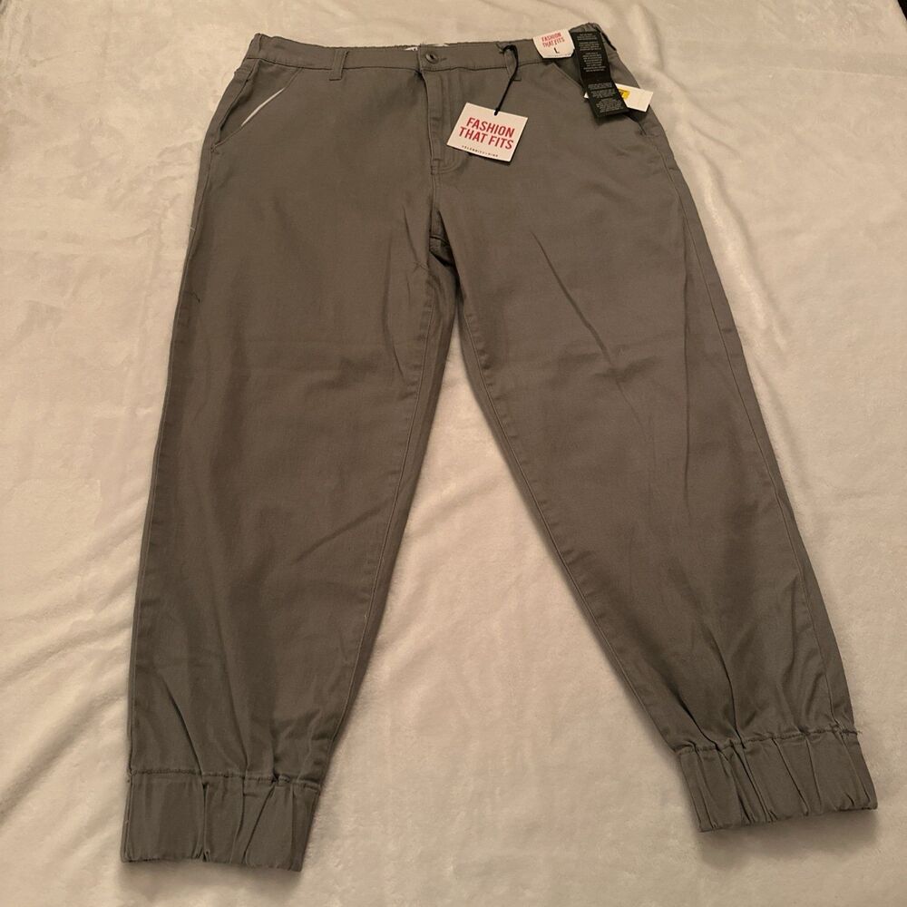 Celebrity Pink High Rise Jogger Pants Olive Large NWT